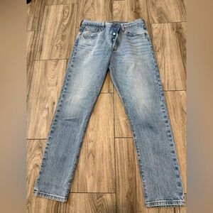 Levi women’s straight leg jeans